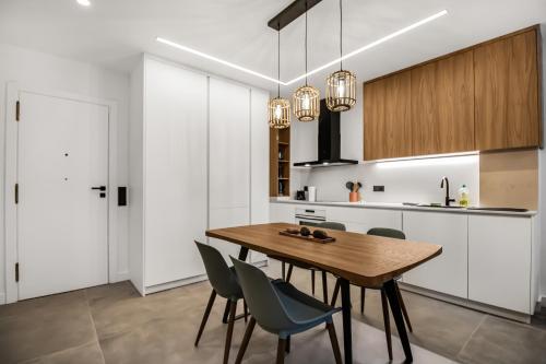 Las Palmas Beach House Retreat