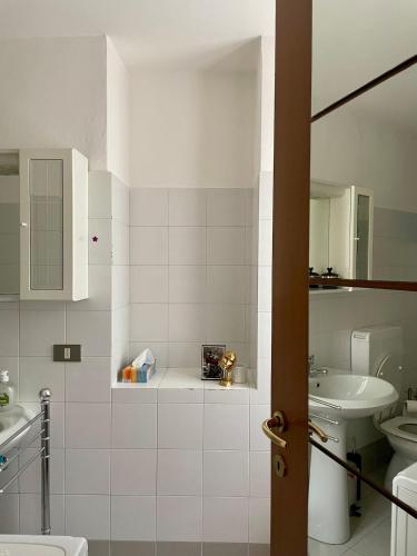 Bagno di Amazing Como