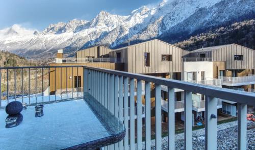 a balcony with a view of a mountain at Apartment Aiguille Rose in Les Houches