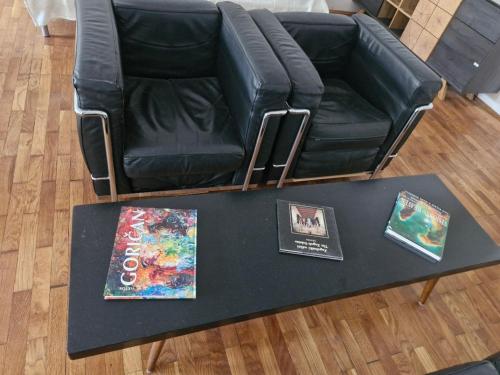 Area soggiorno di 2br condo in the heart of Zagreb