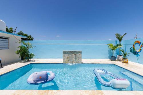 Kolam renang di atau dekat dengan Stylish 3 Bed 2 Bath with Private Pool