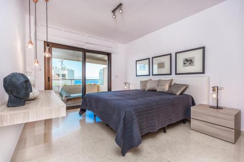 Encantador apartamento en Marbella, bonita terraza y vista al mar