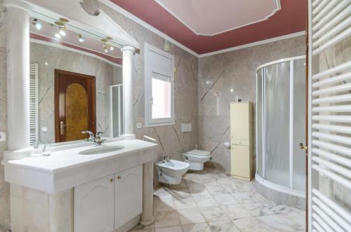 Et badeværelse på Club Villamar - Riffelt