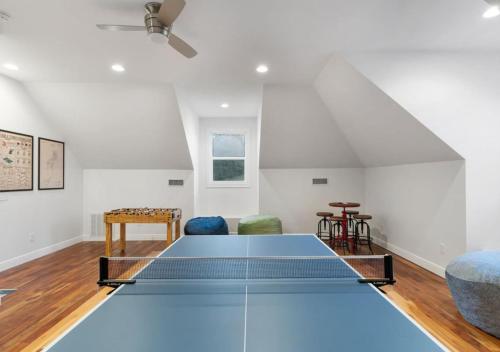 Stolní tenis v ubytování Hook Wine and Sinker nebo okolí