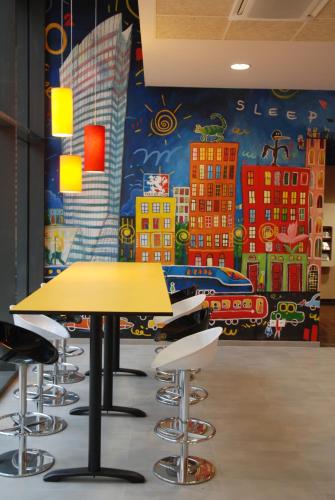 Ibis Budget Lyon Centre - Gare Part Dieu photo 43