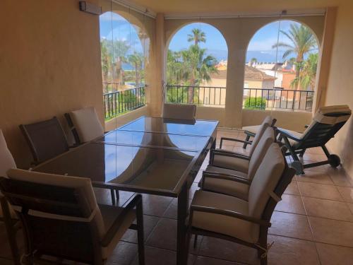 FRONTAL EN JARDINES DE ZAHARA 3 Dorm y 2 Baños