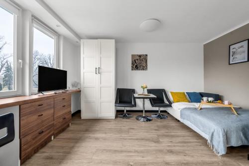 National Stadium Studio - Metro Nearby - by Rentujemy