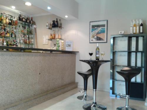 Ο χώρος του lounge ή του μπαρ στο Hotel Montemar *** Superior