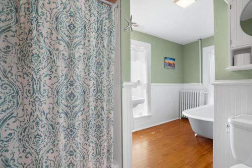 Un baño de Oyster Shack - true gem in heart of downtown!