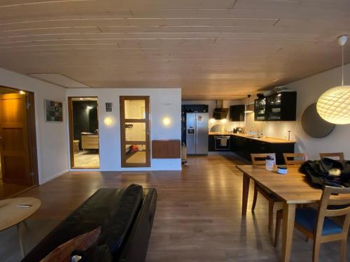 1-Bedroom Apartment In City Center