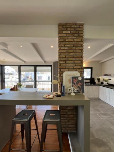 Acropolis Cityscape Loft