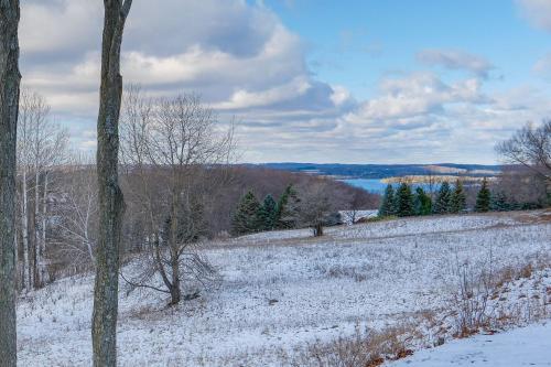 Gallery image of Bellaire Vacation Rental - Ski Shuttle Access! in Bellaire