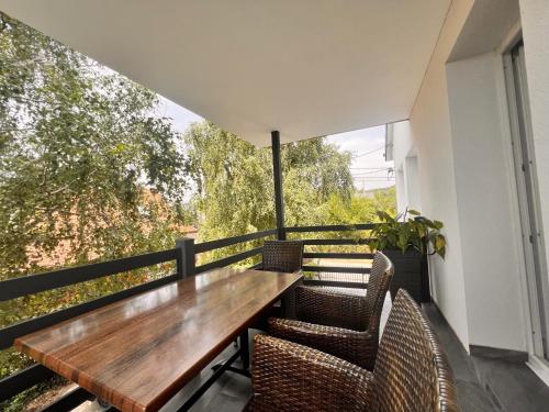 Un balcón o terraza de Bem Apartman