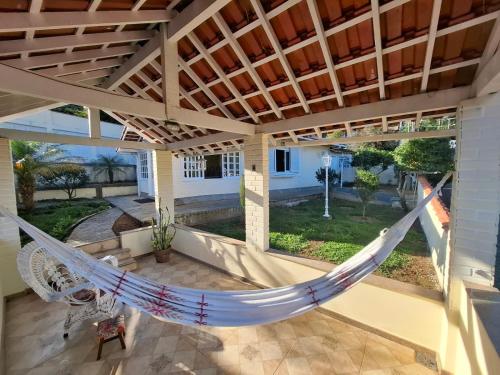 Κήπος έξω από το Casa em Nova Friburgo com piscina