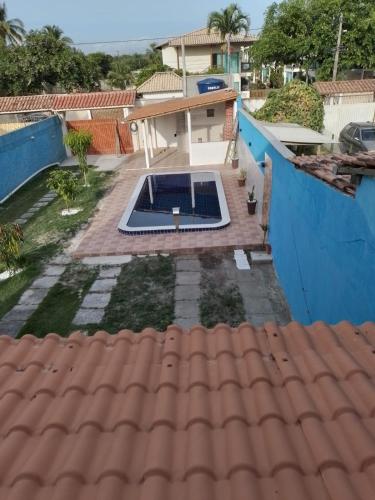Bazén v ubytování Casa confortável nebo v jeho okolí