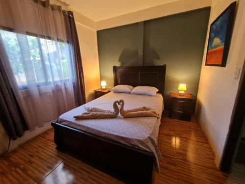 Katil atau katil-katil dalam bilik di Casa del Sol Playa Avellanas