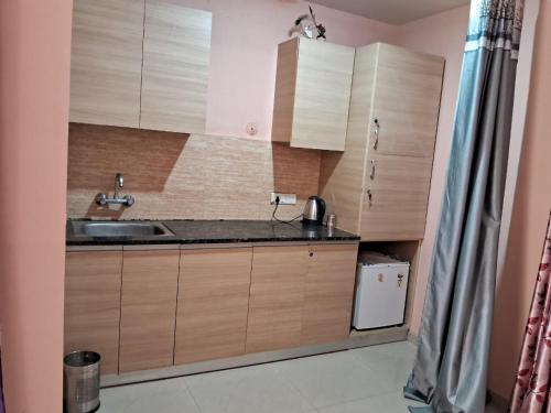 Kuchyň nebo kuchyňský kout v ubytování Shushila home stay