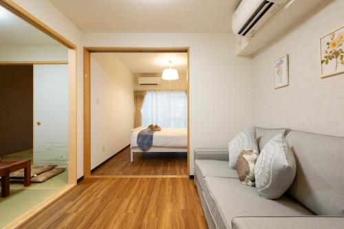 N102 Easy Access to Ikebukuro Only 2 Stops