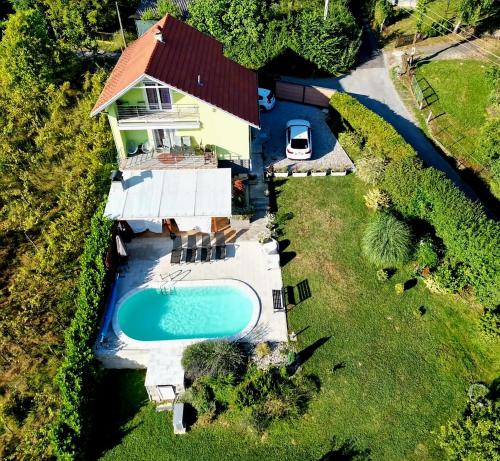 Aurelija Holiday Home