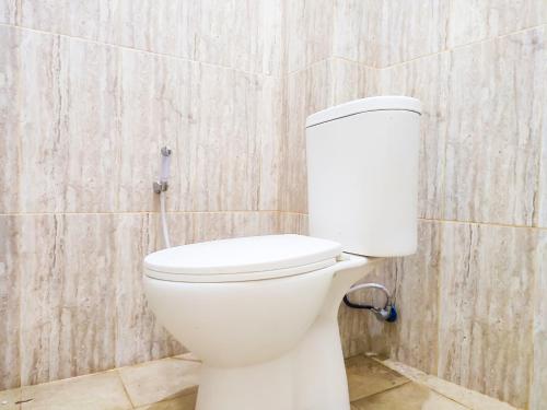 Un baño de Griya Poerwoto Syariah near Pasar Klewer Solo RedPartner