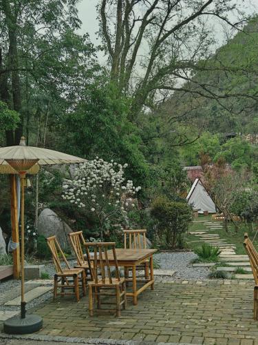 Zahrada ubytování Guilin Reed Flute Retreat Free pick-up service over 2 nights