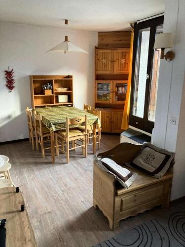 Photo de la galerie de l'établissement Résidence Les Gradins - 2 pièce équipés pour 6 personnes MAE-3824, à Le Mélézet