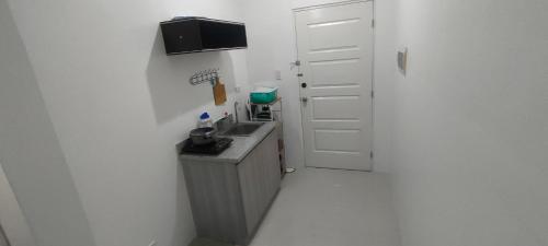 Kuchyň nebo kuchyňský kout v ubytování Studio Condo Modena Town Square Minglanilla