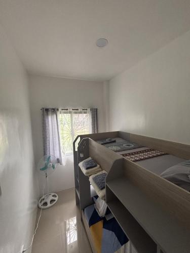 Casa Mameli 700 m from Sibukaw Beachにあるベッド
