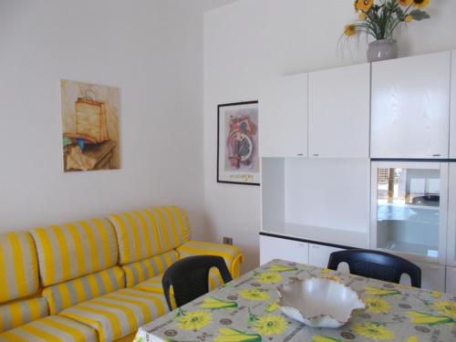 Posezení v ubytování Comfortable apartment near the beach