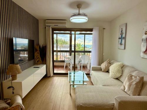 Apartamento en primera línea de playa con terraza en Los Boliches, Atardeceres de Fuengirola