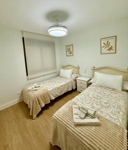 Apartamento en primera línea de playa con terraza en Los Boliches, Atardeceres de Fuengirola