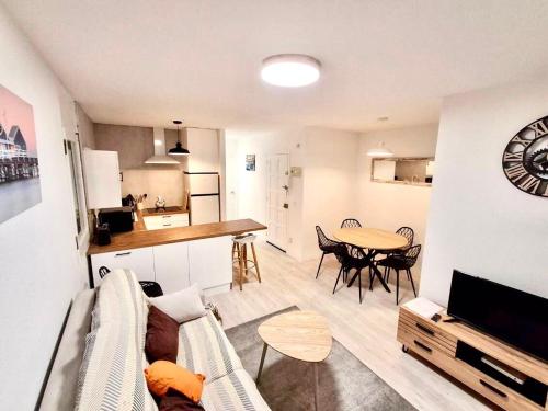 Appartement spacieux à 450 m de la plage