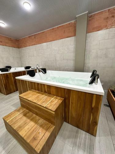 Gallery image of HOTEL SPA Villasaurio in Sáchica