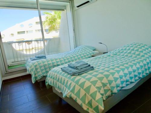 PGH N5-25m de la plage, Vue Mer, Piscine, Parking
