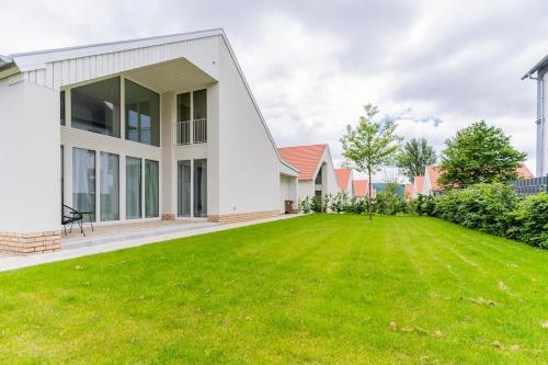 Κήπος έξω από το New, freestanding house near RAB