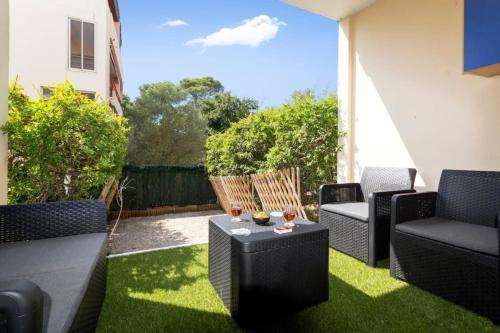 Le Royal - Quiet - Spacious - Swimming pool