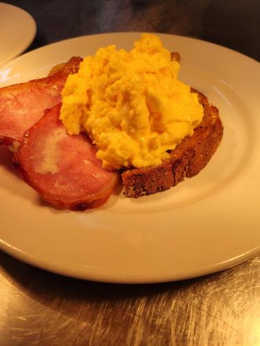 Jídlo v venkovského domu nebo okolí