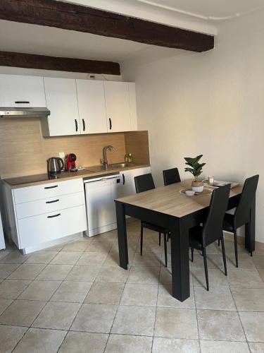 2 rooms, old town photo 5