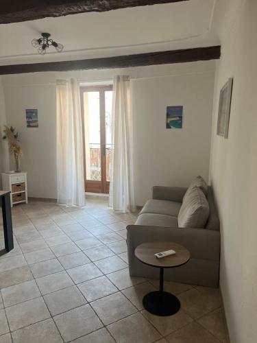 2 rooms, old town photo 12