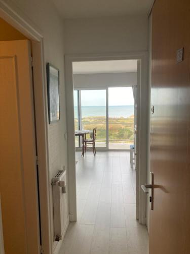 Studio front de mer 8eme etage