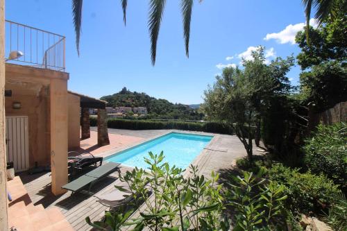 La Villa Tara 4 chambres piscine privée vue panoramique sur les collines de Grimaud
