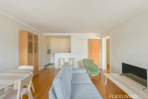 Flexliving - T2 - Guy de la Brosse