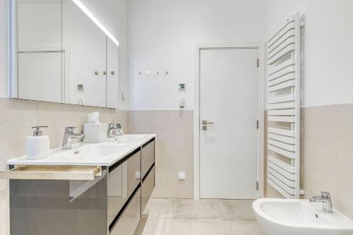 Manatee - Modern & Luxurious villa