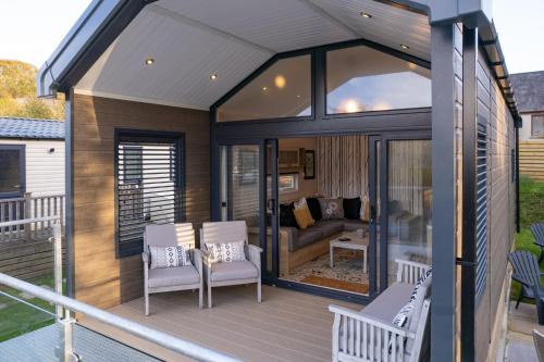 Χώρος καθιστικού στο The Escape - Luxury Pod Close to the beach