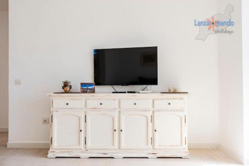 Estrella del Mar VV ground floor apt wifi IPTV AIRCON San Fermin
