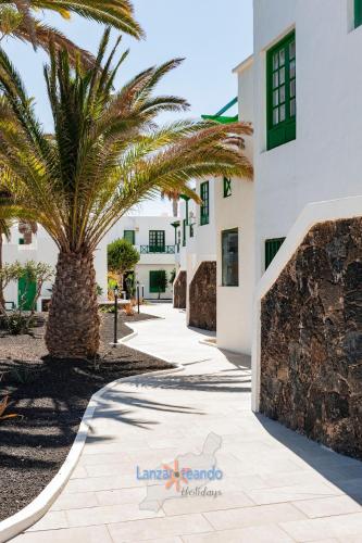 Estrella del Mar VV ground floor apt wifi IPTV AIRCON San Fermin