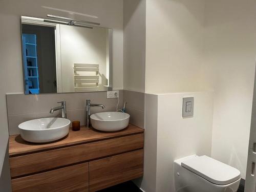 GuestReady - Luxurious Charm near Arc de Triomphe