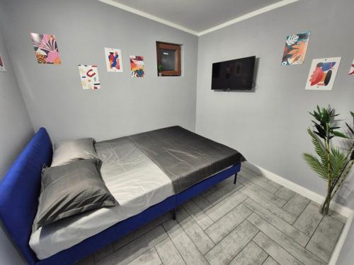 Postel nebo postele na pokoji v ubytování EMMA 2 bedrooms -central & luxury apartment