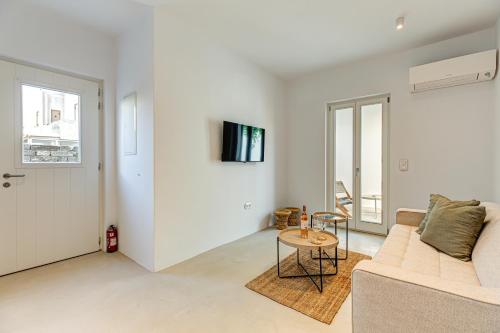 Silver Apartment Petra