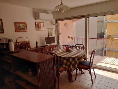 2DOM28 studio avec parking proche plage